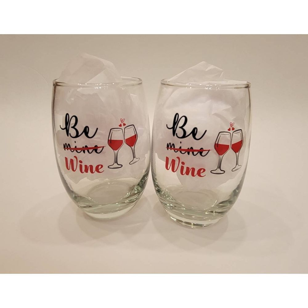 Valentine Wine Glass Set of 2 "Be Mine Wine" 15.5 oz